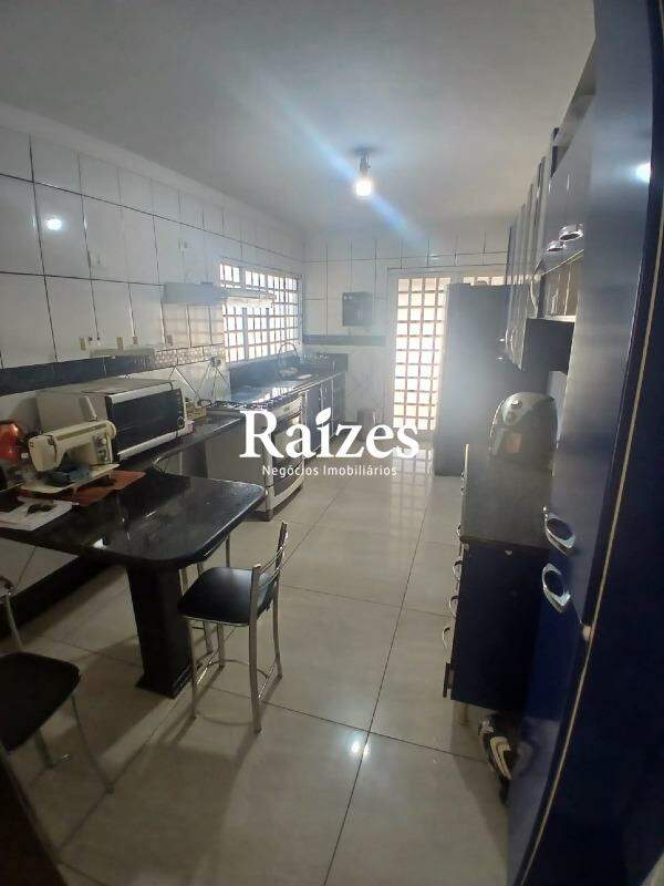 [FINALIDADE] [TIPOIMOVEL] [BAIRRO] na cidade [CIDADE]: 