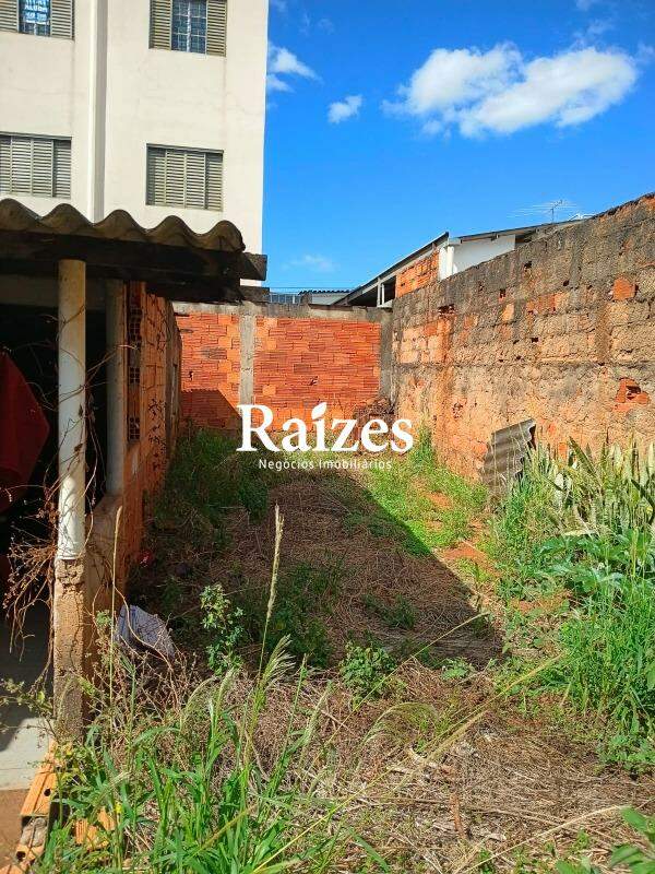[FINALIDADE] [TIPOIMOVEL] [BAIRRO] na cidade [CIDADE]: 