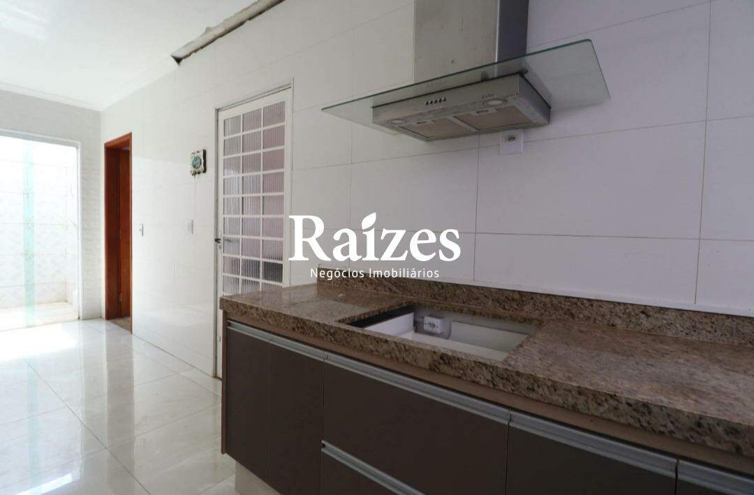 Casa, 3 quartos, 130 m² - Foto 12
