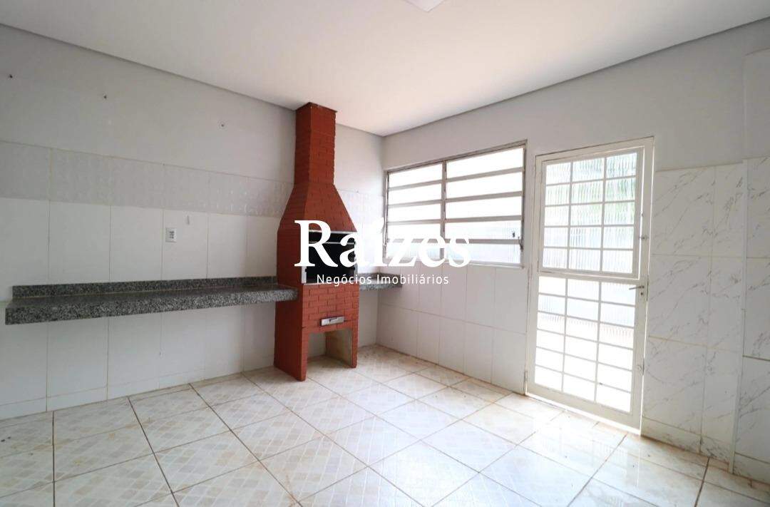 Casa, 3 quartos, 130 m² - Foto 1