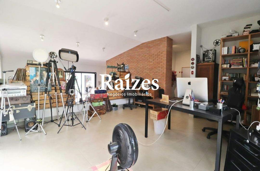Casa, 3 quartos, 300 m² - Foto 11