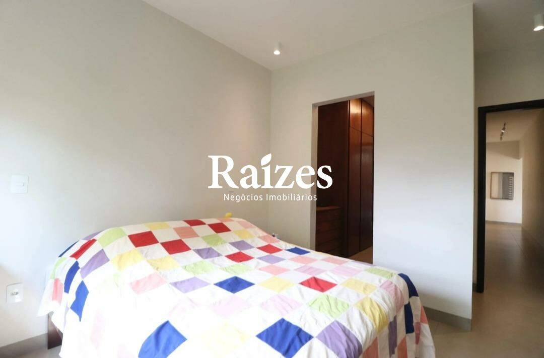 Casa, 3 quartos, 300 m² - Foto 37
