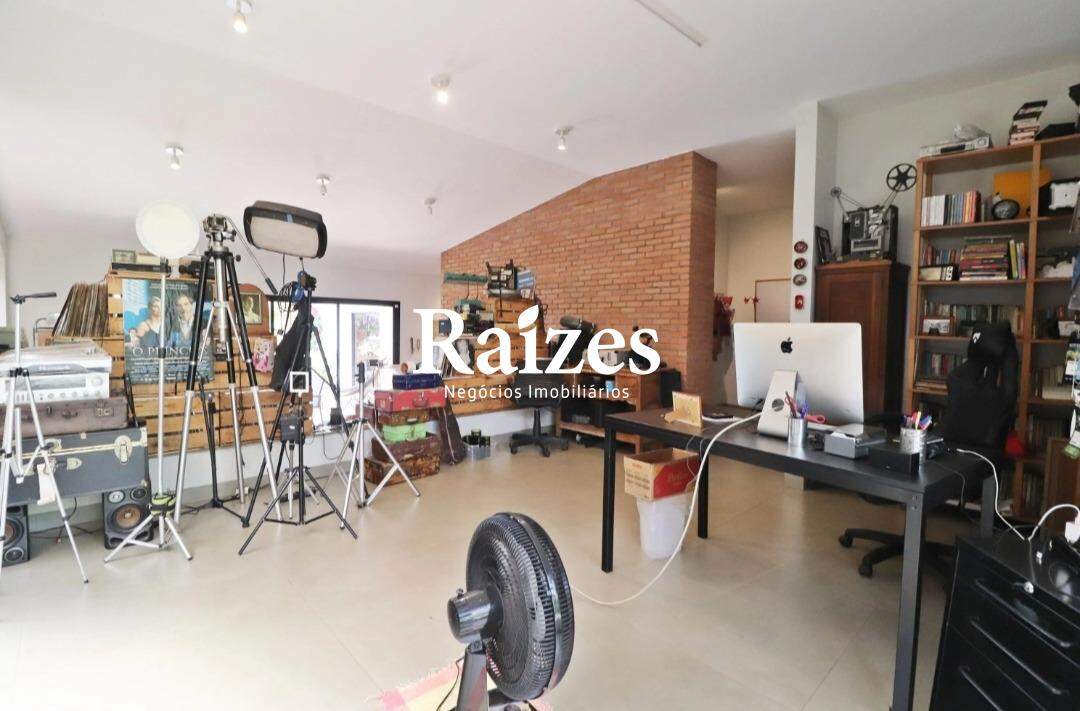 Casa, 3 quartos, 300 m² - Foto 15