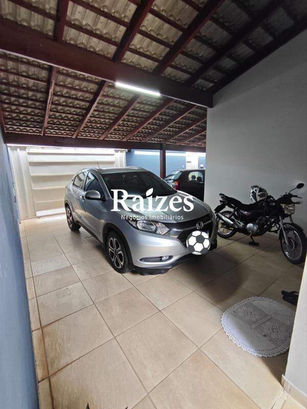 Casa, 3 quartos, 190 m² - Foto 2