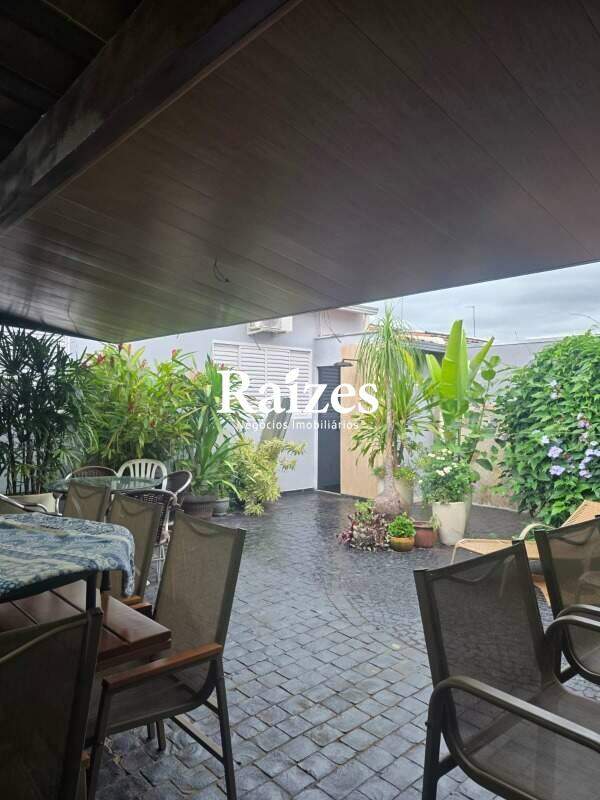 Casa, 3 quartos, 220 m² - Foto 6