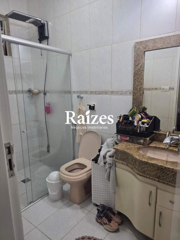 Casa, 3 quartos, 220 m² - Foto 24