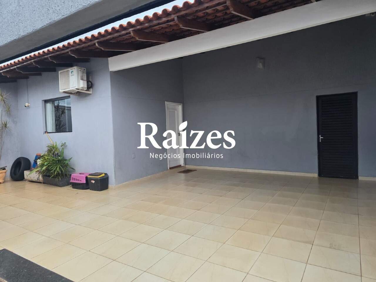 Casa, 3 quartos, 220 m² - Foto 2