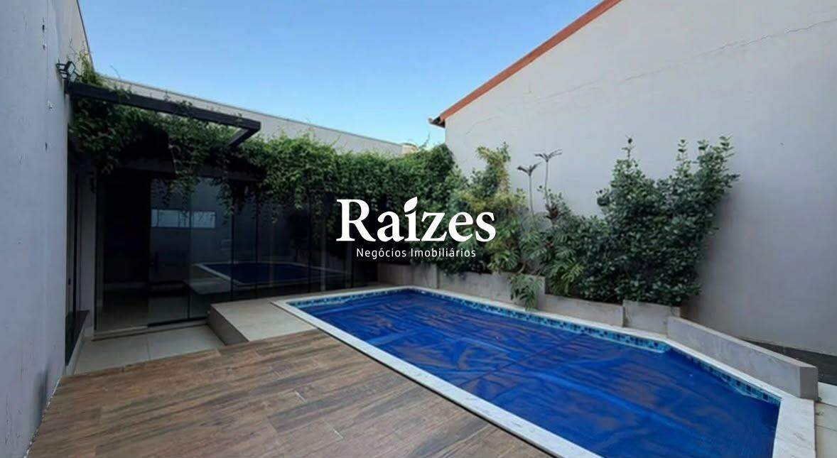 Casa, 3 quartos, 220 m² - Foto 2
