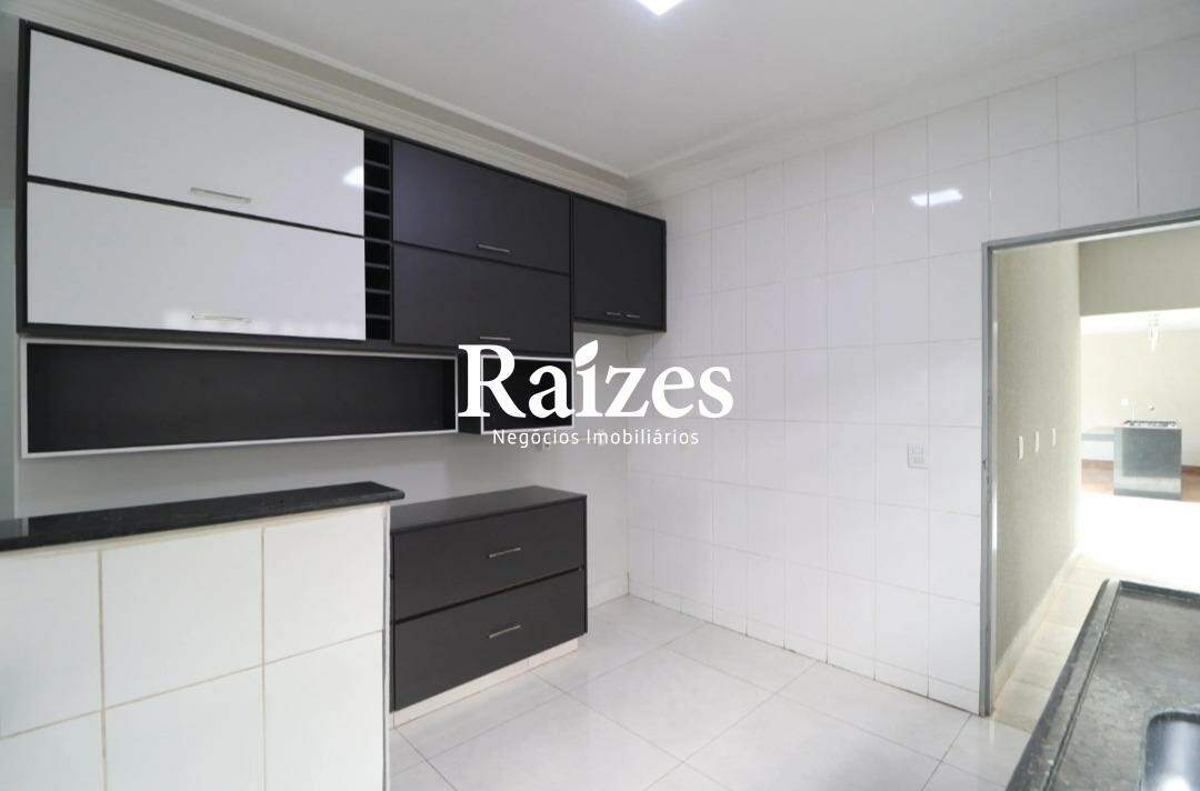 Casa, 3 quartos, 180 m² - Foto 35