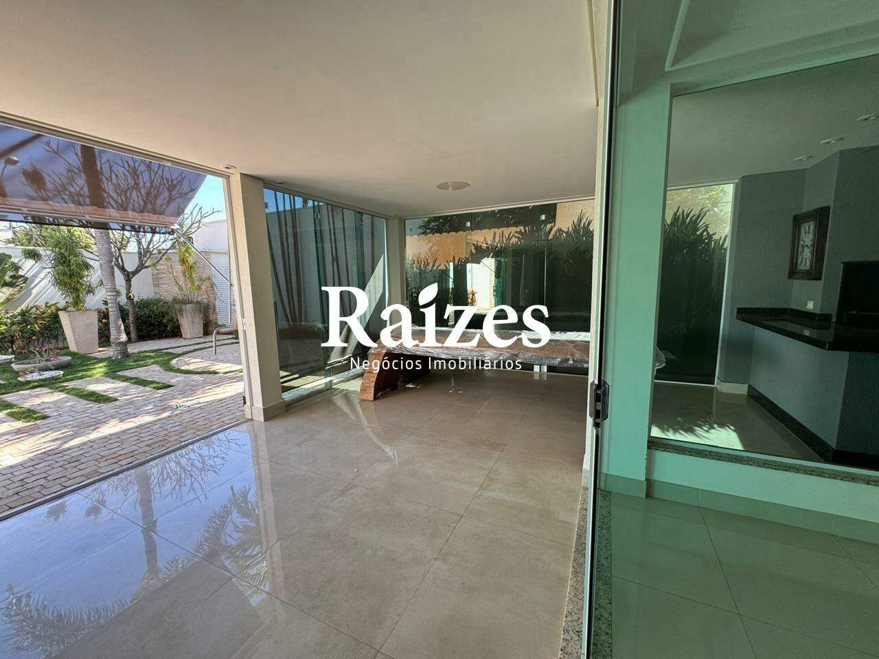 Casa, 4 quartos, 365 m² - Foto 3