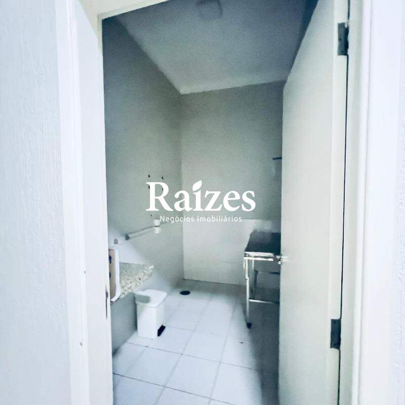 Casa, 5 quartos, 135 m² - Foto 5