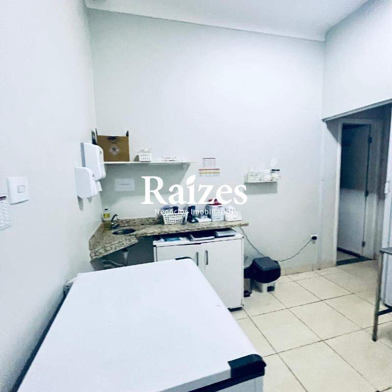 Casa, 5 quartos, 135 m² - Foto 11