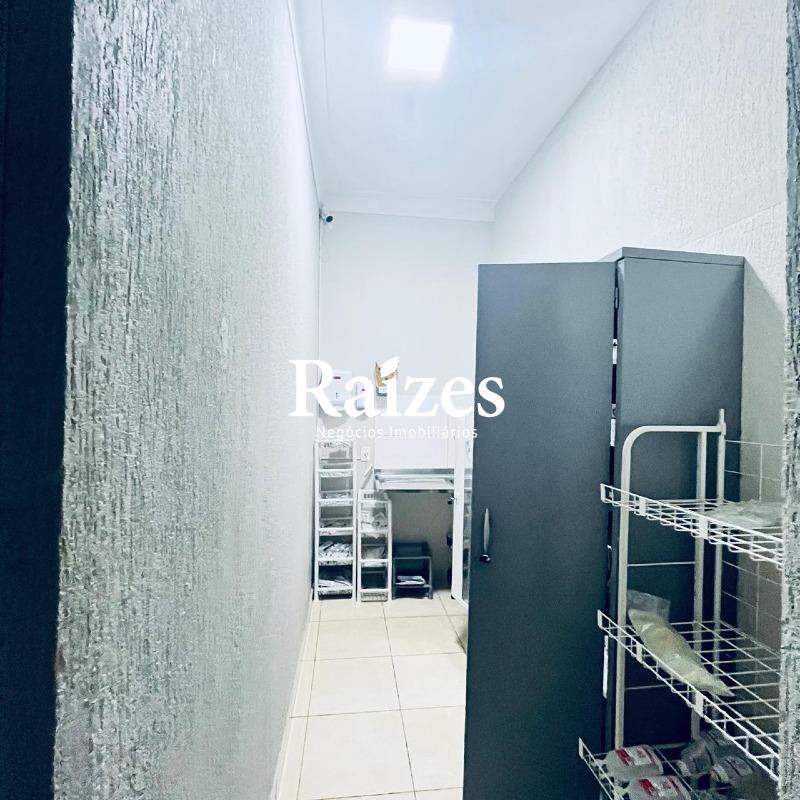Casa, 5 quartos, 135 m² - Foto 10