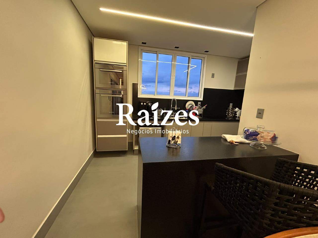 Cobertura, 4 quartos, 215 m² - Foto 11