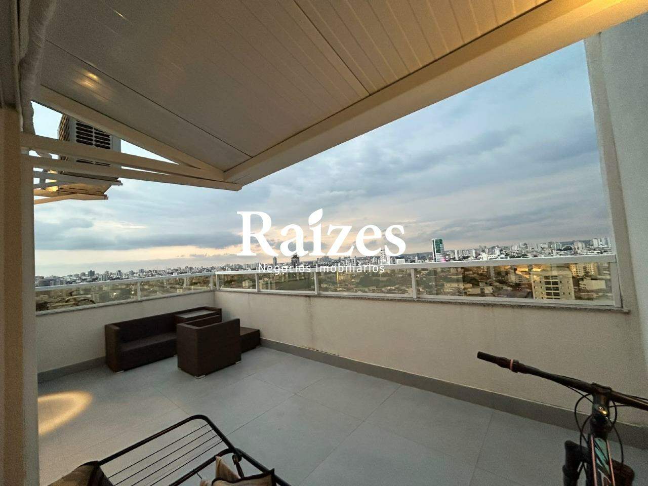 Cobertura, 4 quartos, 215 m² - Foto 5