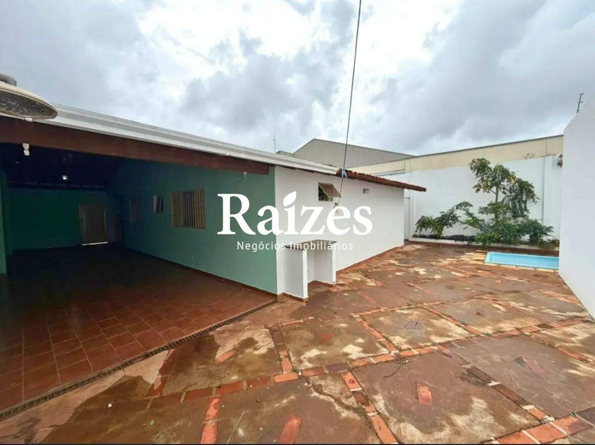 Casa, 3 quartos, 222 m² - Foto 3