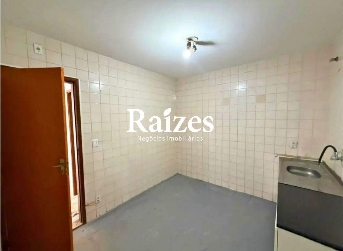 Casa, 3 quartos, 222 m² - Foto 11