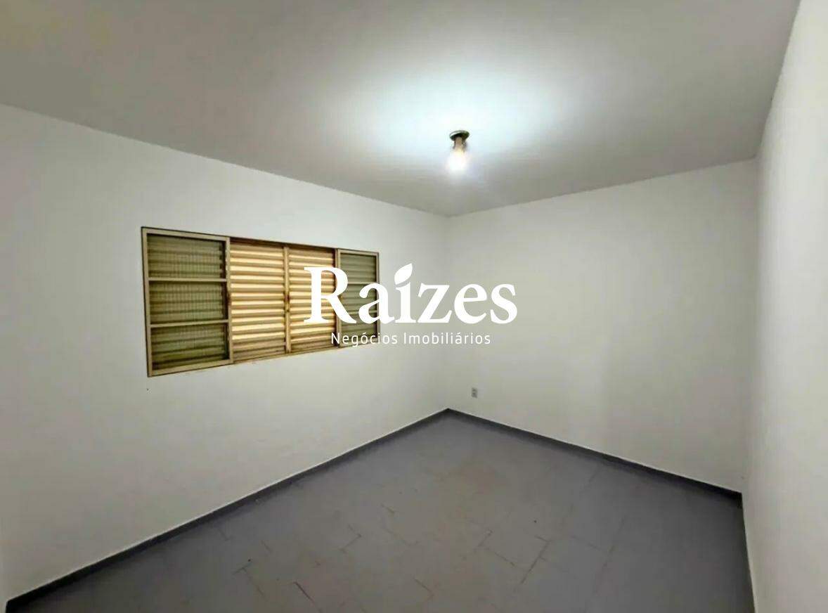 Casa, 3 quartos, 222 m² - Foto 13