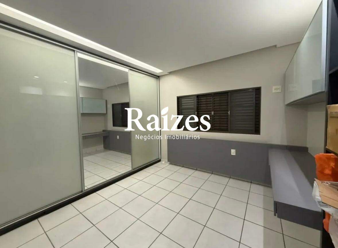 Casa, 4 quartos, 200 m² - Foto 2