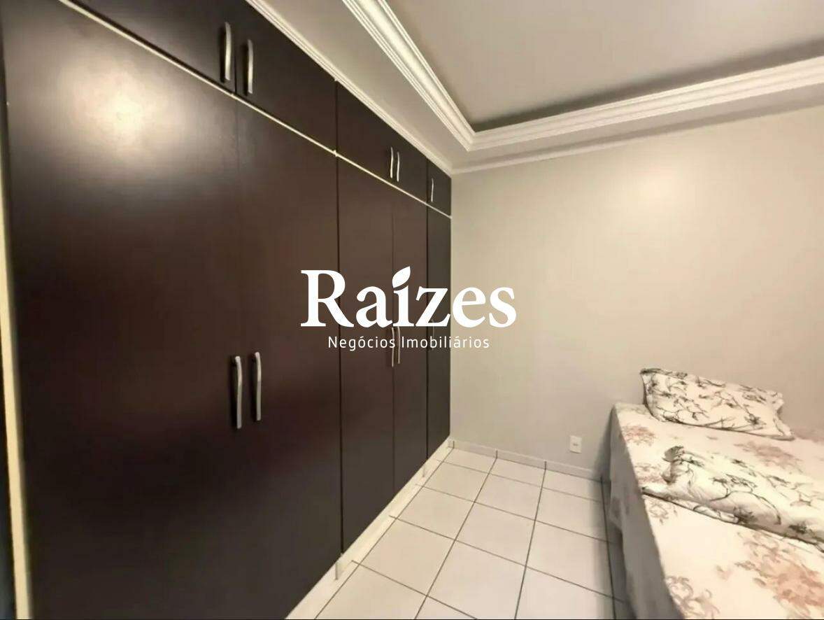 Casa, 4 quartos, 200 m² - Foto 4