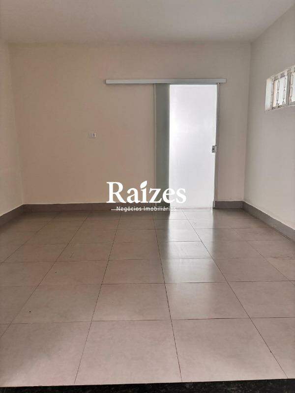 Casa, 6 quartos, 230 m² - Foto 10