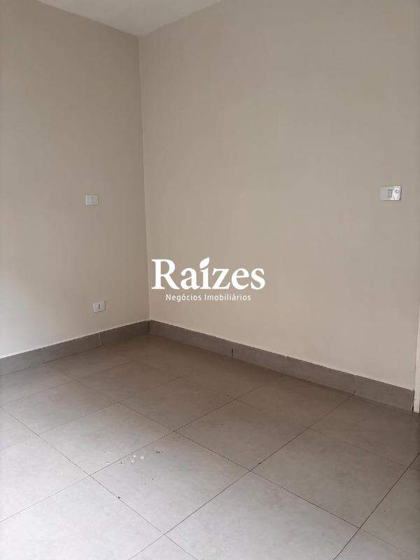 Casa, 6 quartos, 230 m² - Foto 2