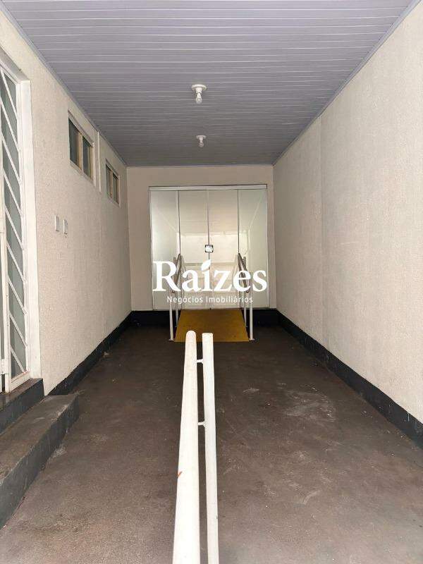 Casa, 6 quartos, 230 m² - Foto 14