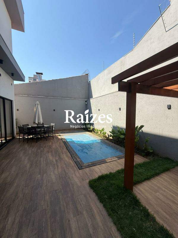 Casa, 3 quartos, 230 m² - Foto 12