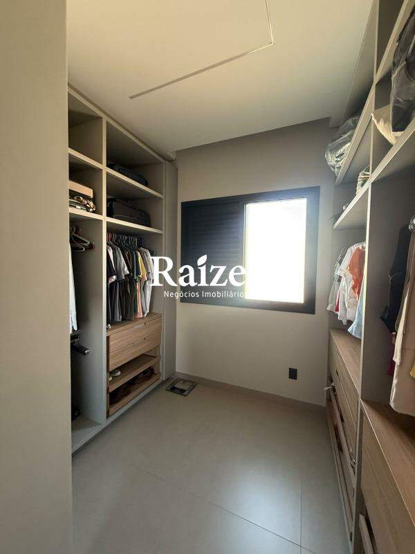 Casa, 3 quartos, 230 m² - Foto 2