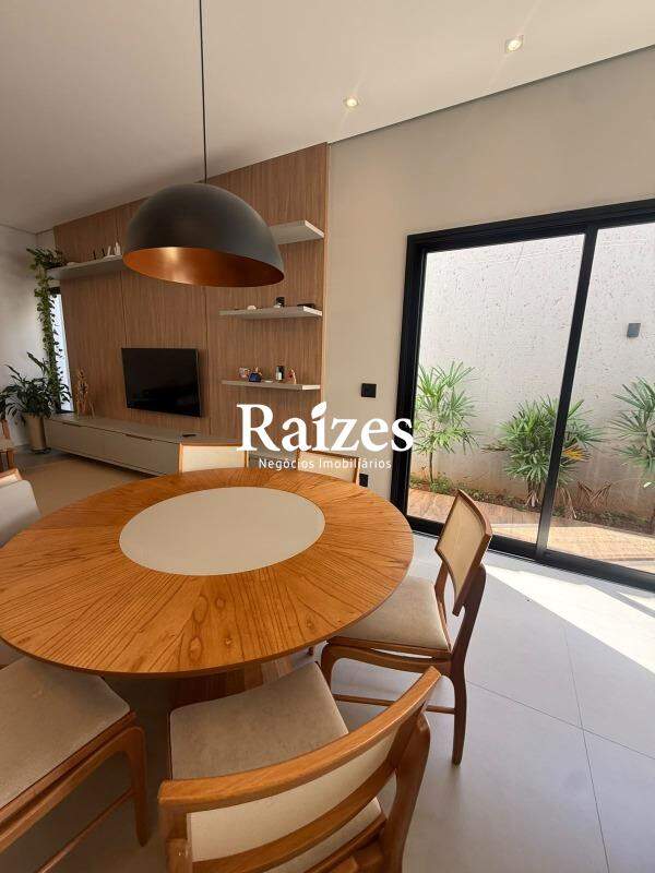 Casa, 3 quartos, 230 m² - Foto 15