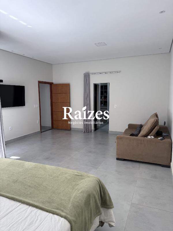Casa, 3 quartos, 190 m² - Foto 35