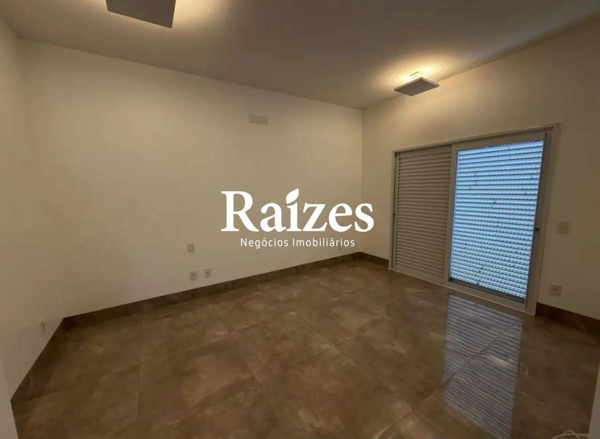 Casa, 3 quartos, 250 m² - Foto 12