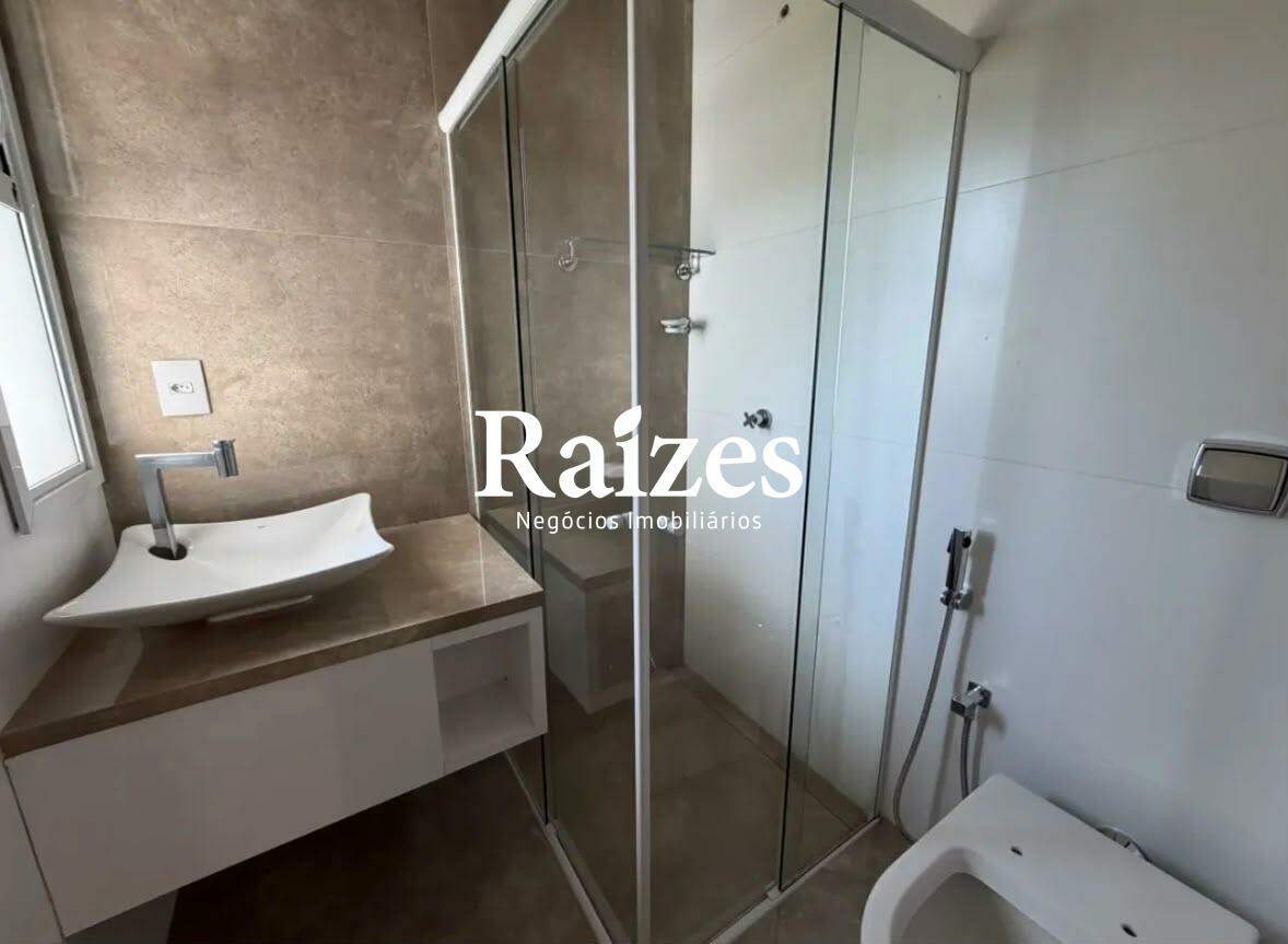 Casa, 3 quartos, 250 m² - Foto 19