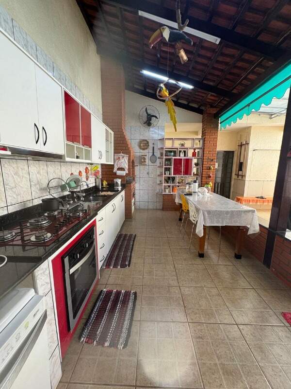 [FINALIDADE] [TIPOIMOVEL] [BAIRRO] na cidade [CIDADE]: 