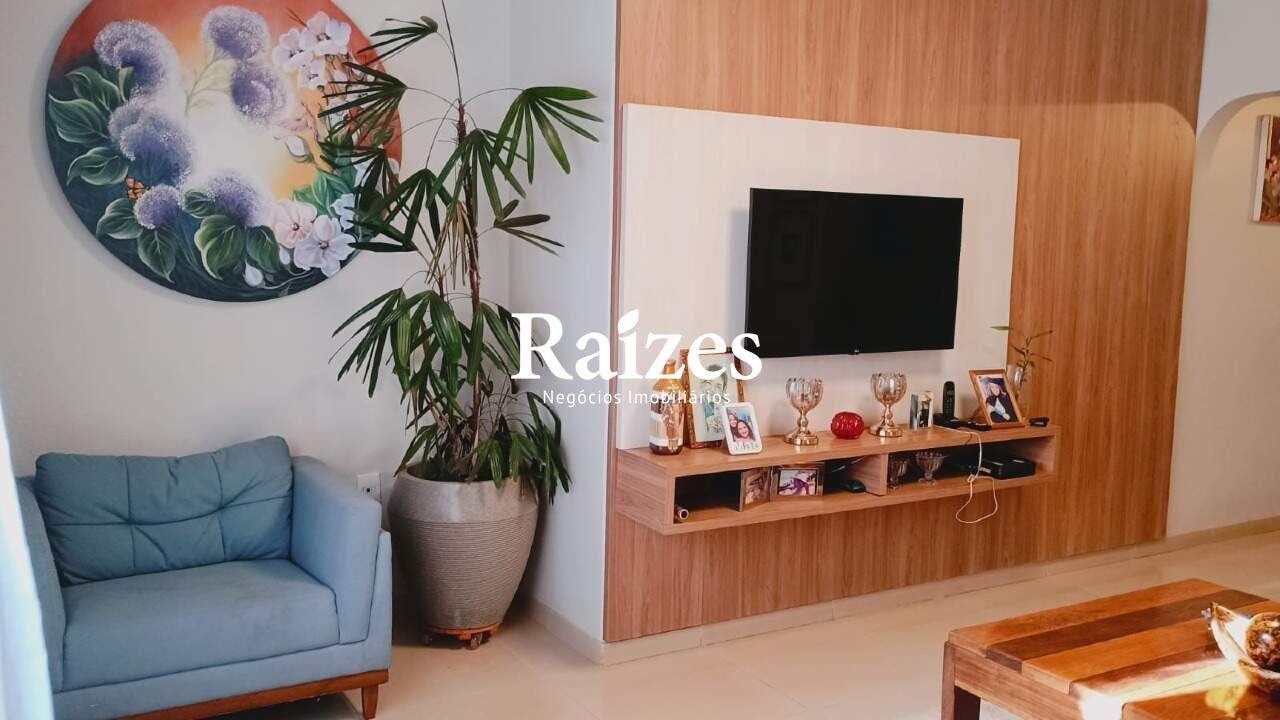 Casa, 3 quartos, 245 m² - Foto 20