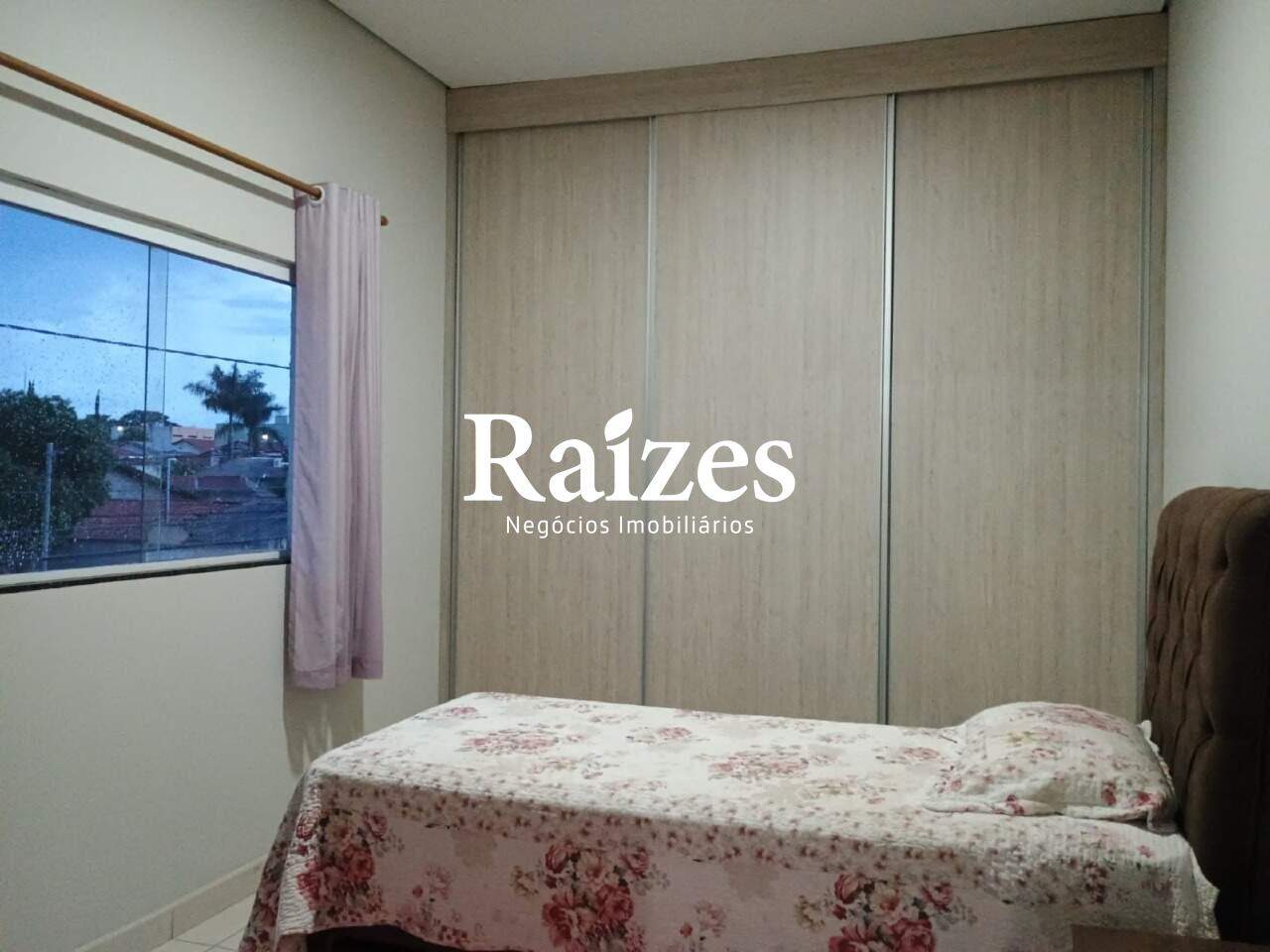 Casa, 3 quartos, 245 m² - Foto 24