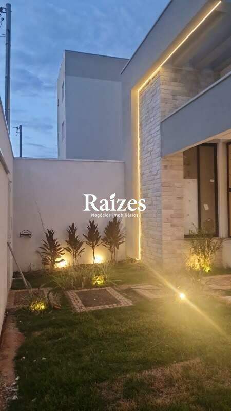 Casa, 3 quartos, 180 m² - Foto 1