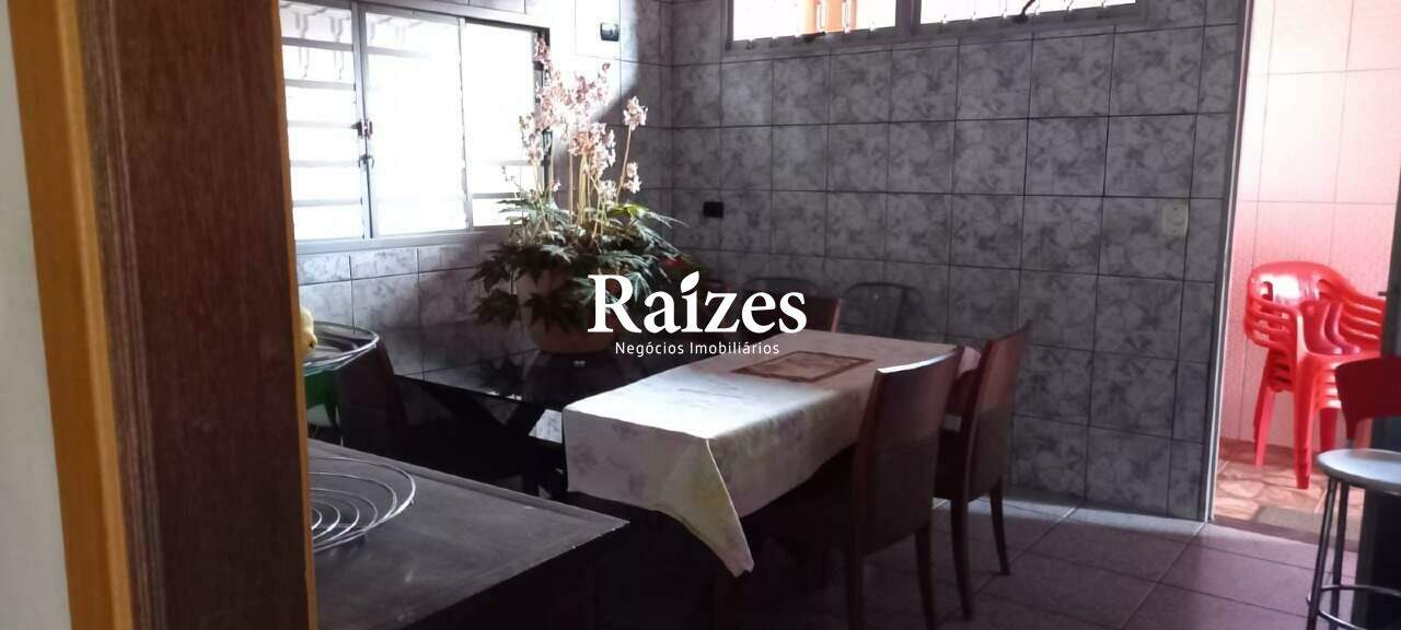 Casa, 4 quartos, 250 m² - Foto 7