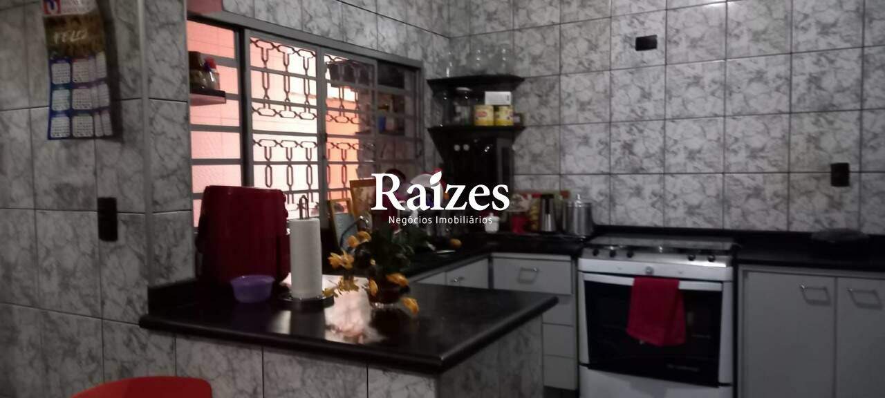 Casa, 4 quartos, 250 m² - Foto 16