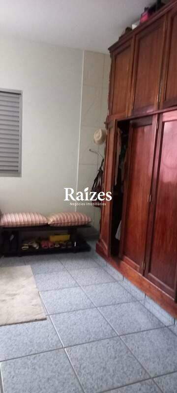Casa, 4 quartos, 250 m² - Foto 21