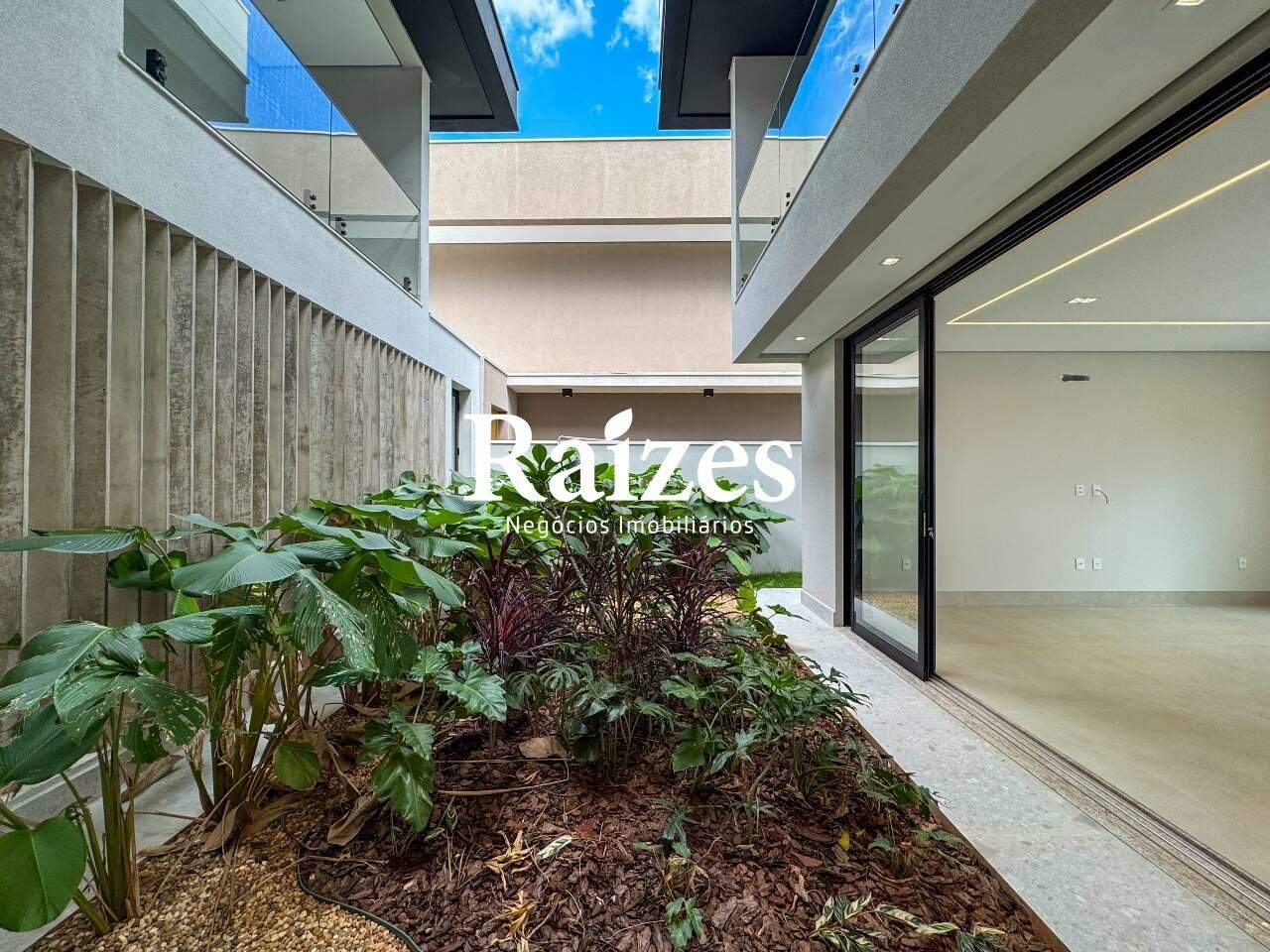 Casa, 4 quartos, 330 m² - Foto 4