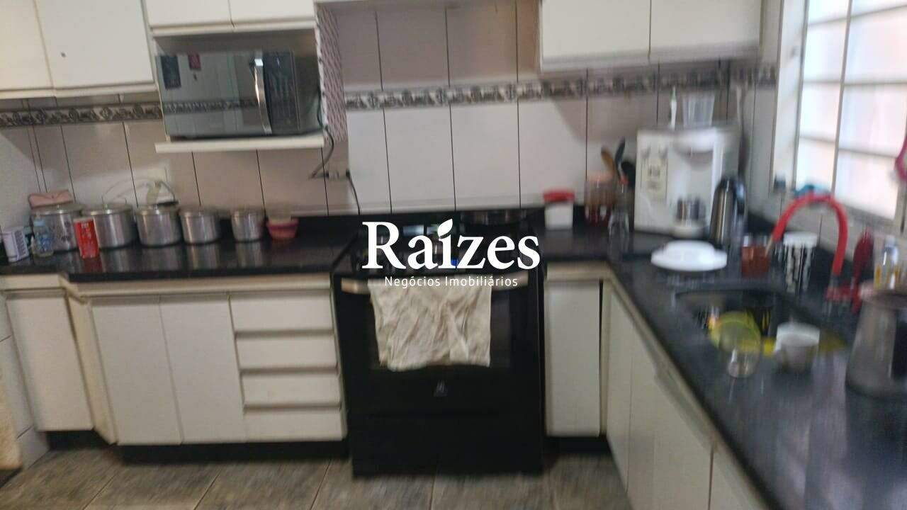 Casa, 4 quartos, 300 m² - Foto 5