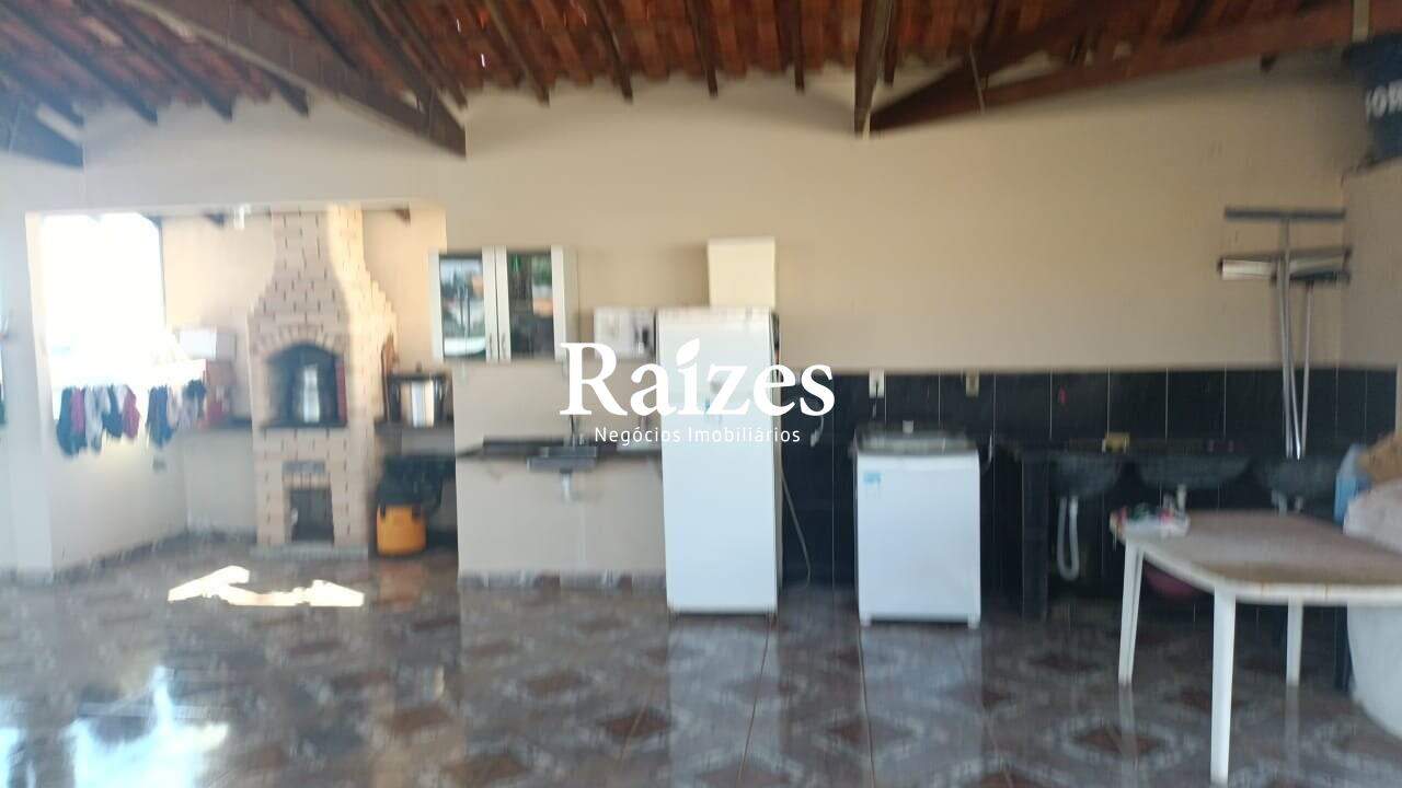 Casa, 4 quartos, 300 m² - Foto 14