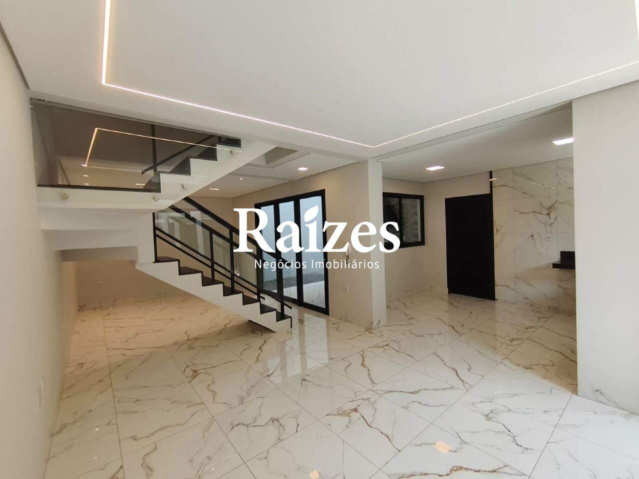 Casa, 3 quartos, 169 m² - Foto 1