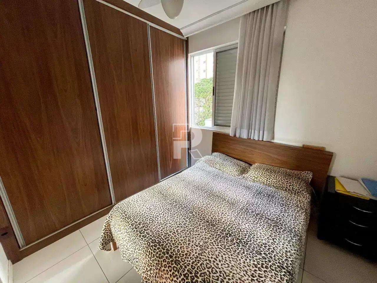 Apartamento à venda no Lourdes: 