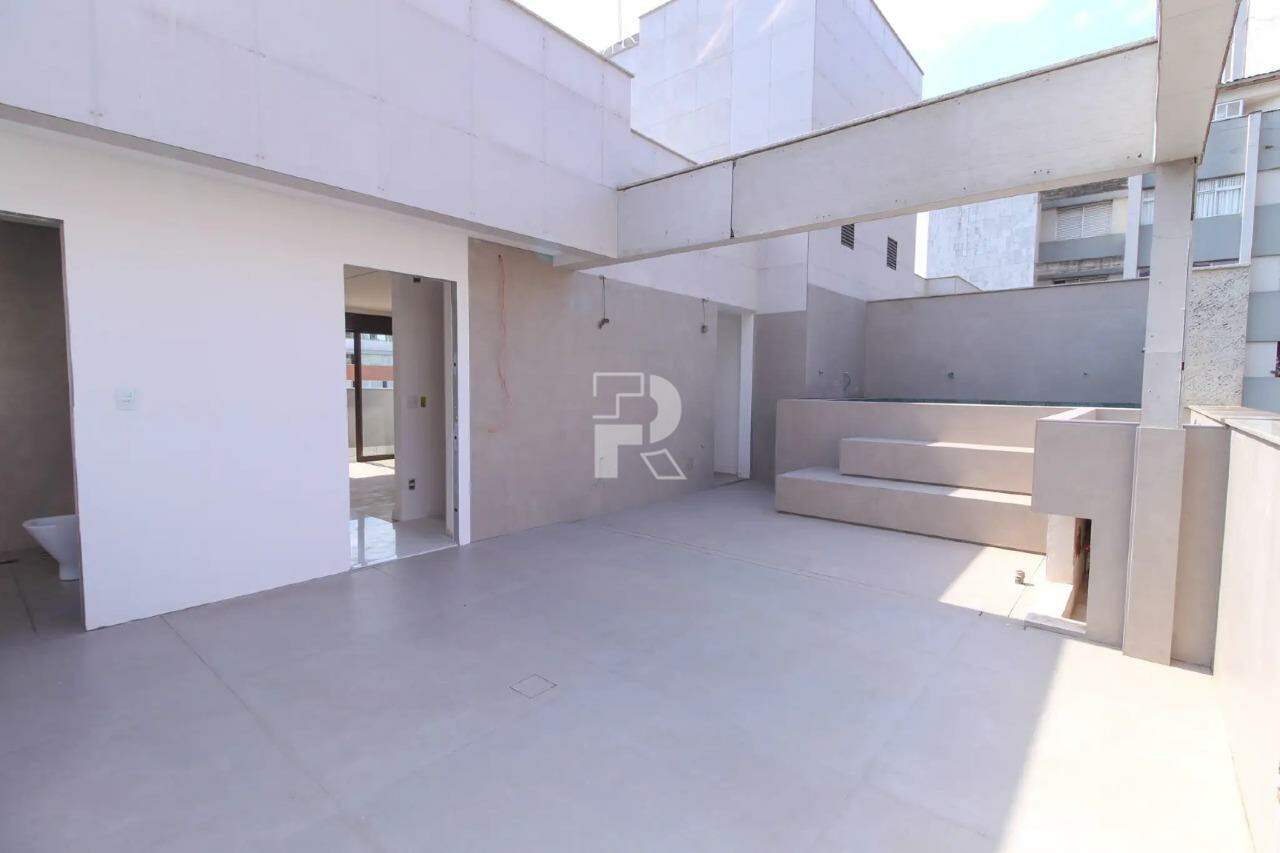 Cobertura à venda no Savassi: 