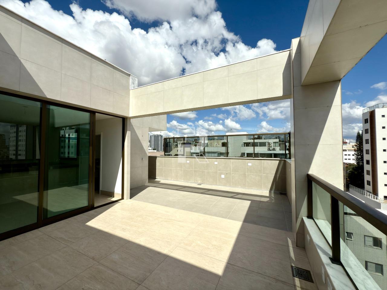 Cobertura à venda no Prado: 