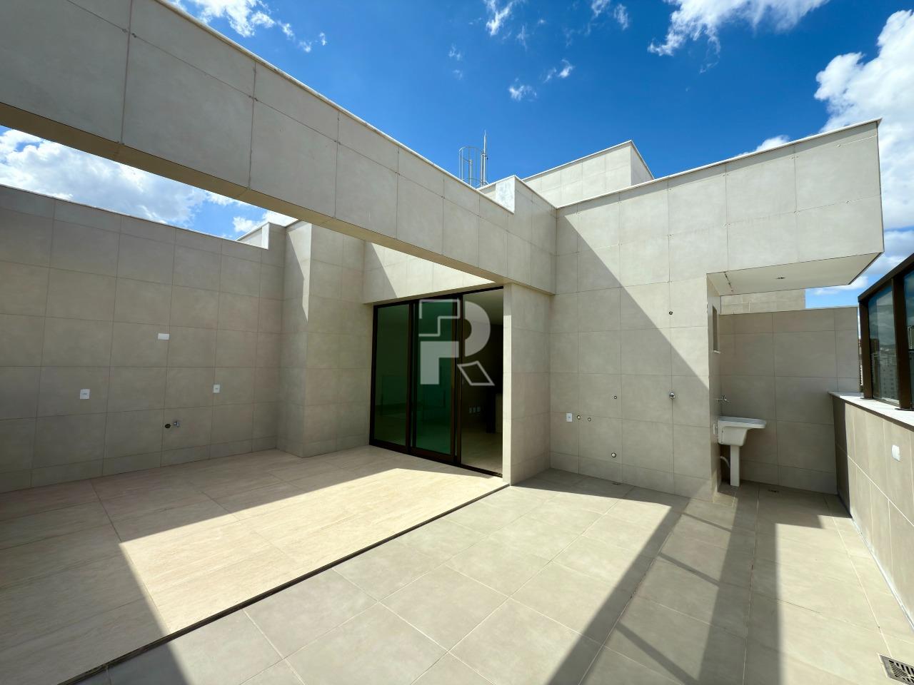 Cobertura à venda no Prado: 