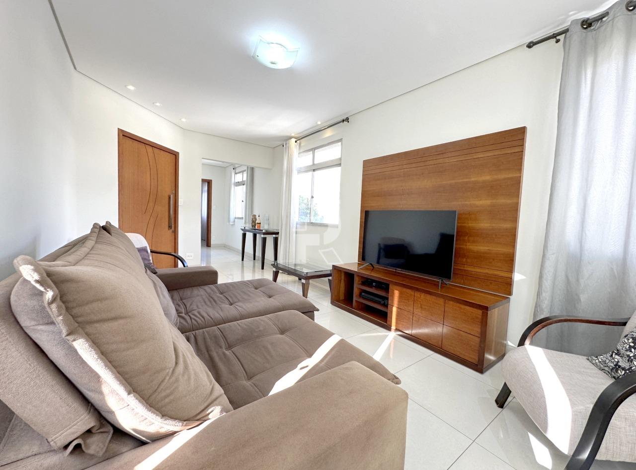 Apartamento à venda no Prado: 