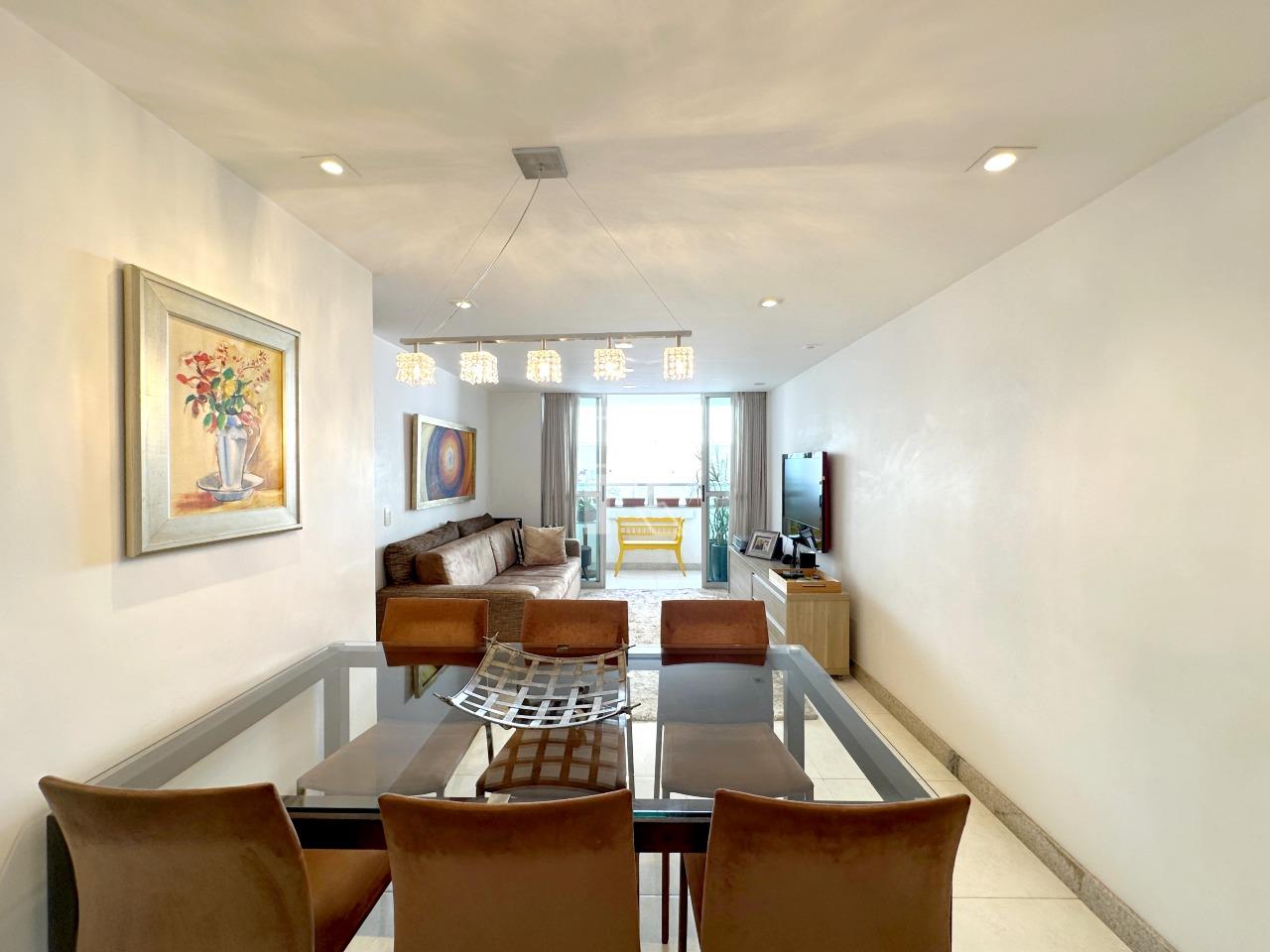 Apartamento à venda no Prado: 